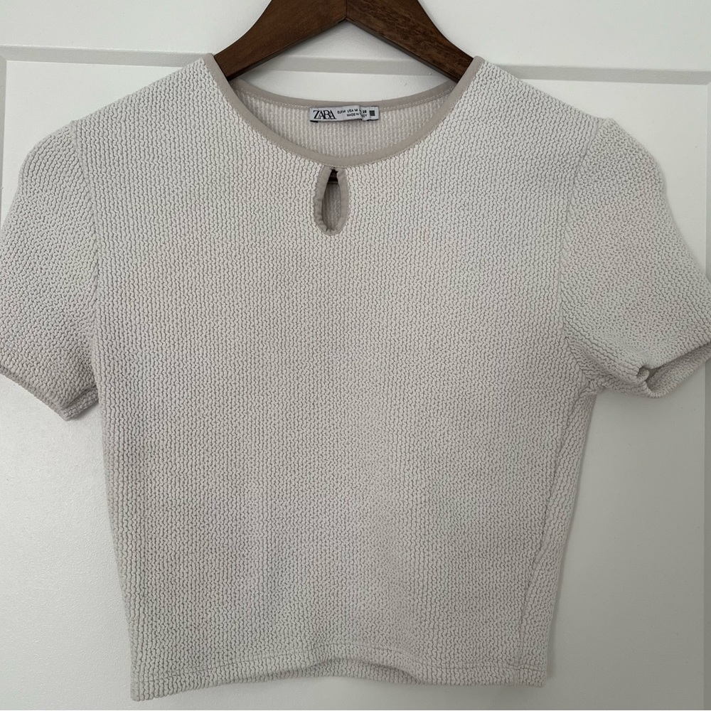 Zara keyhole top